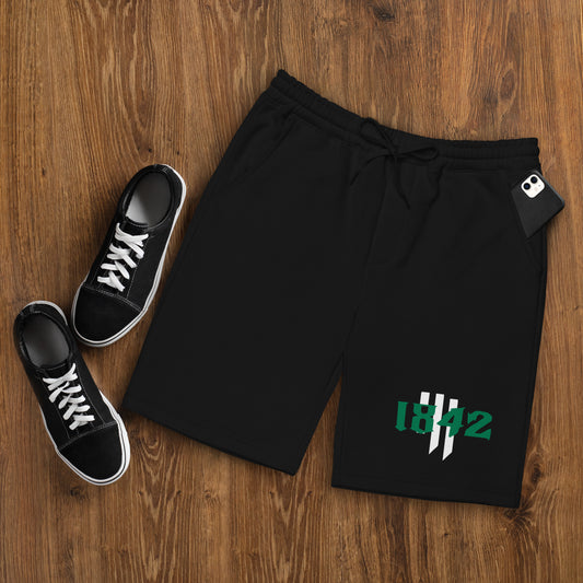 1842 green n white Men's fleece shorts